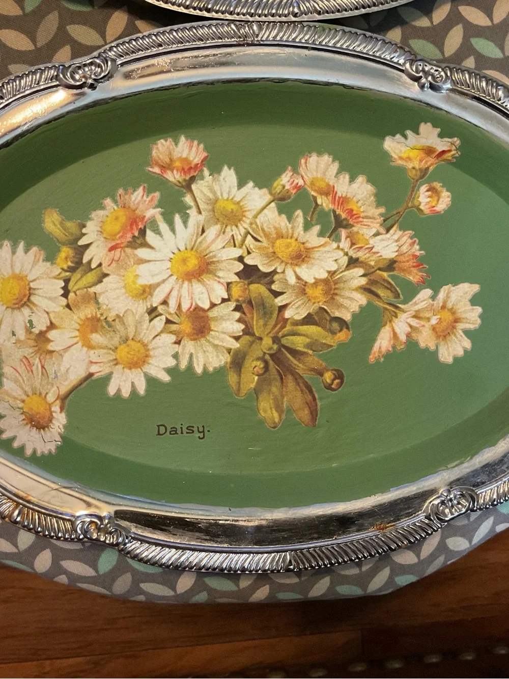 Vintage Floral Decorative Trays - Green with Red Blossoms & White Daisies